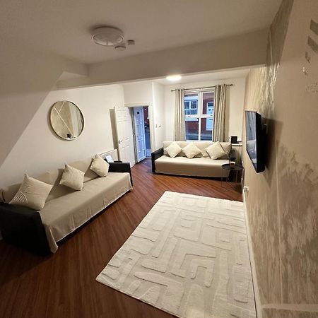 Two Bedroom House Free Parking Liverpool Exterior foto