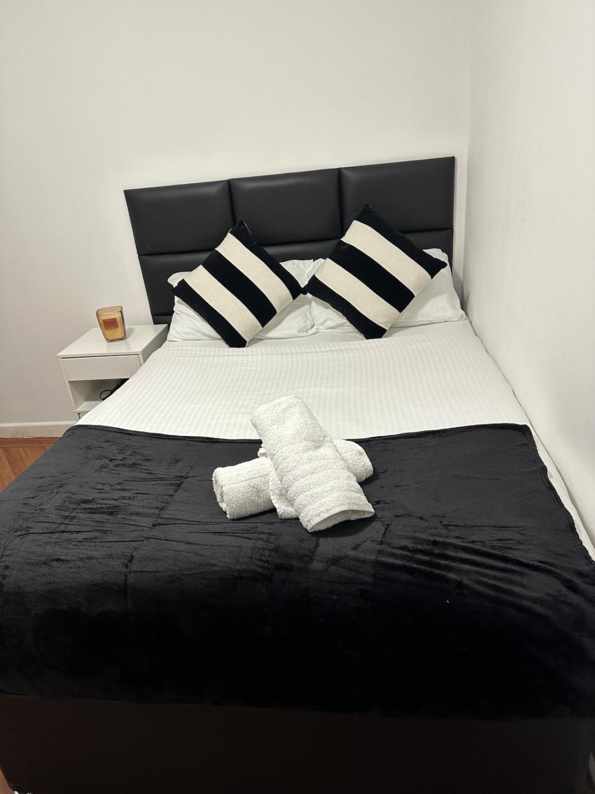 Two Bedroom House Free Parking Liverpool Exterior foto